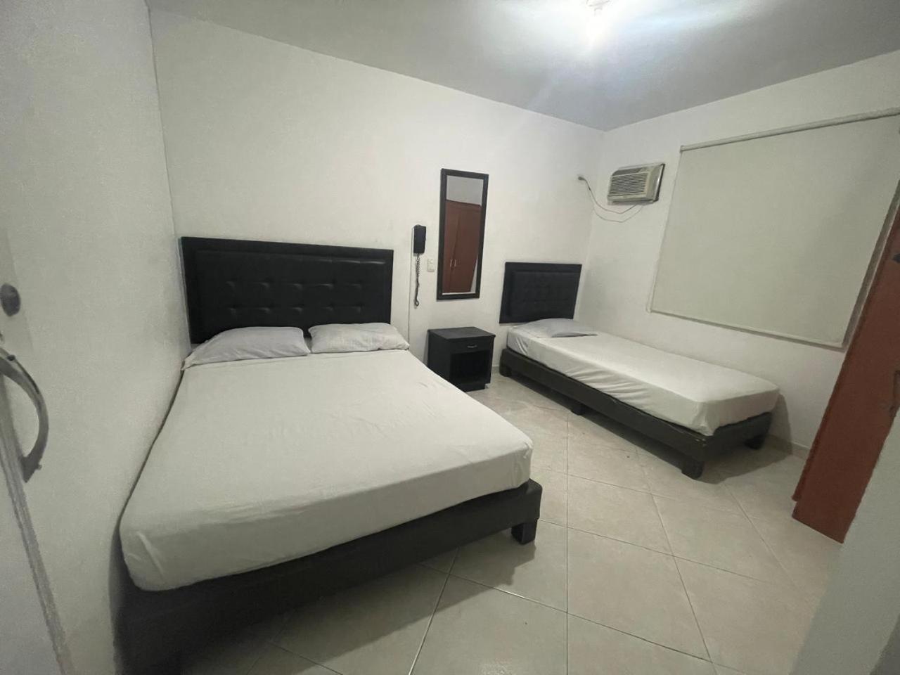 Hotel Villa Real Medellín Exteriör bild