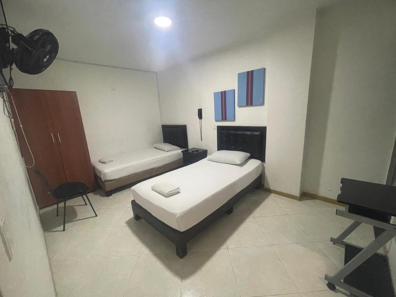 Hotel Villa Real Medellín Exteriör bild