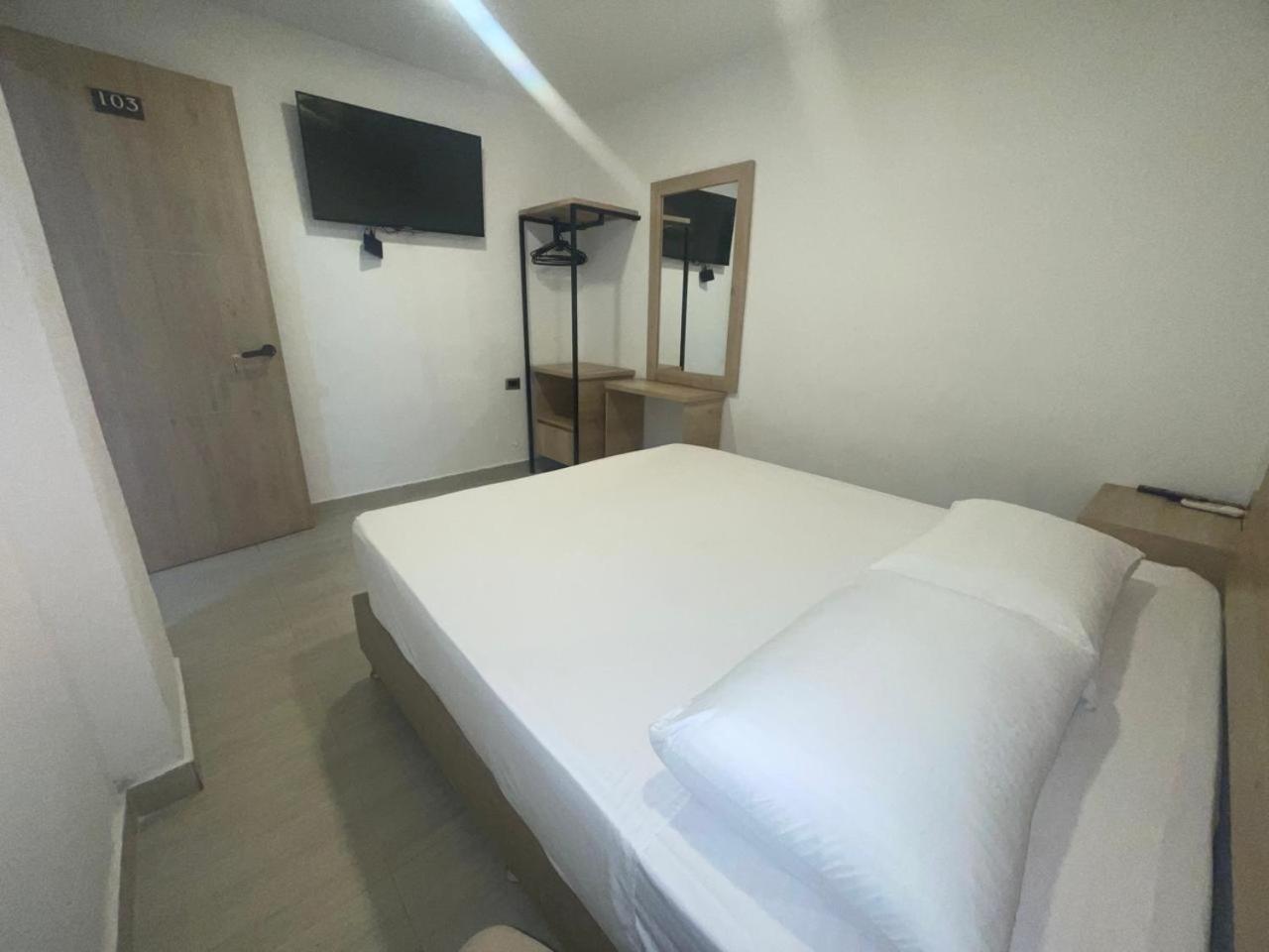 Hotel Villa Real Medellín Exteriör bild